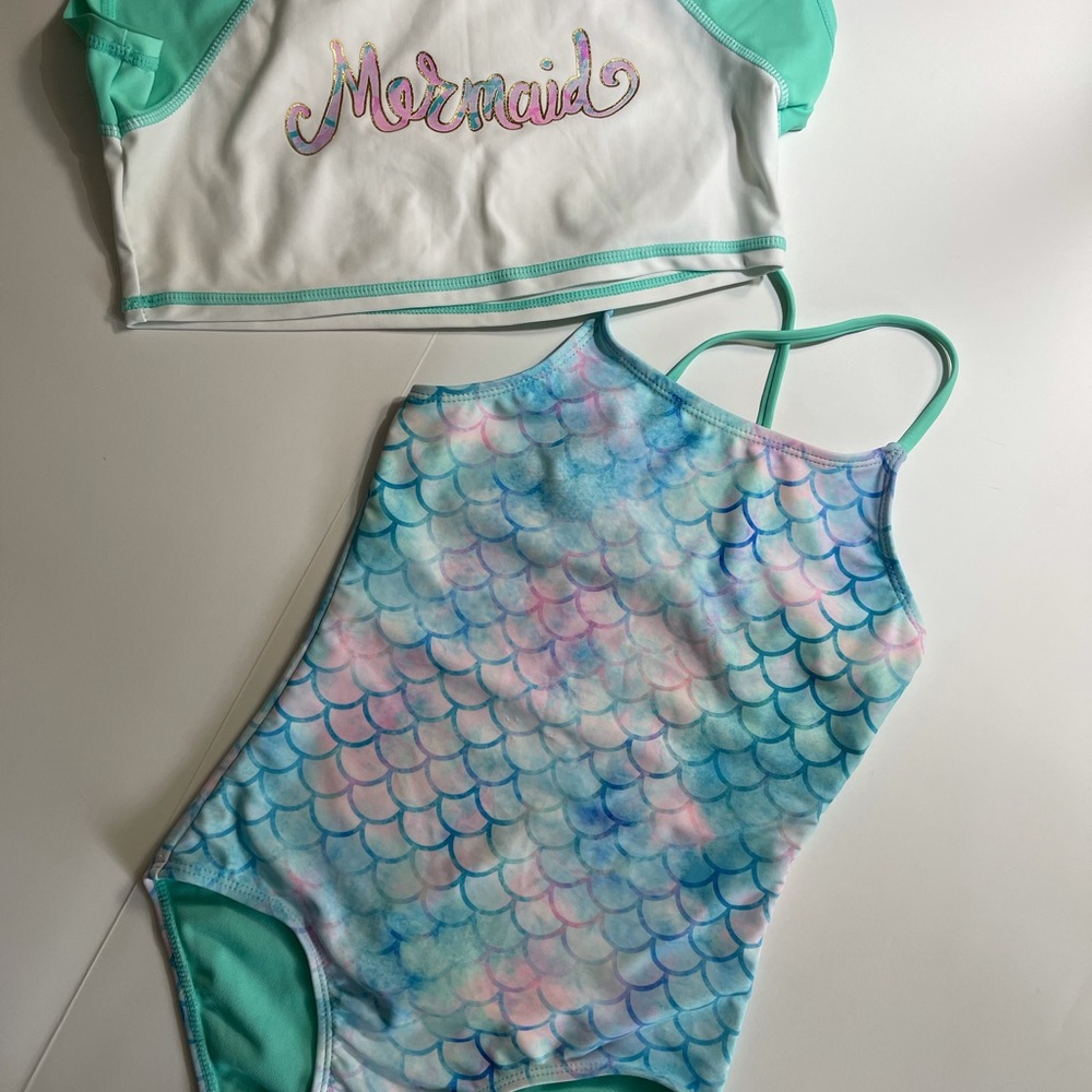 Girls one piece bathing suit